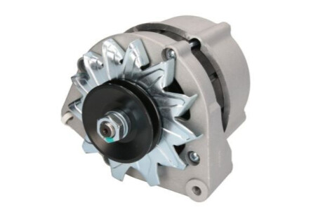 Alternator (12V, 65A) pasuje do: IVECO MK 4.1D/6.1D 01.83-12.91 Stardax STX101020