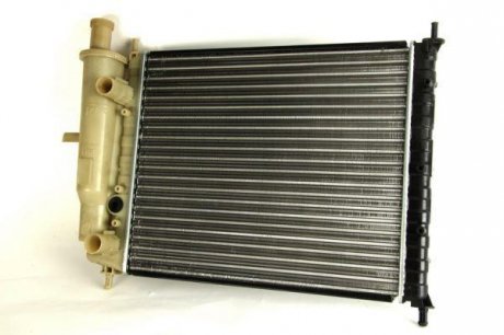 Радіатор, система охолодження двигуна THERMOTEC D7F014TT (фото 1)