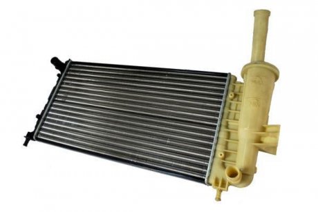 Радиатор охлаждения двигателя - (46788046 / 46745049 / 46745043) THERMOTEC D7F016TT (фото 1)