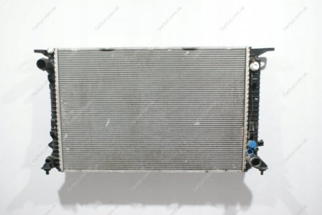 Радиатор охлаждения с масляным радиатором - VAG 8K0121251AL