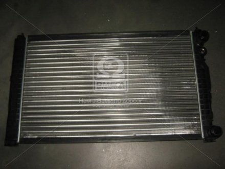 Радиатор охлаждения двигателя - (8D0121251Q / 8D0121251P / 8D0121251BH) Van Wezel 03002123 (фото 1)