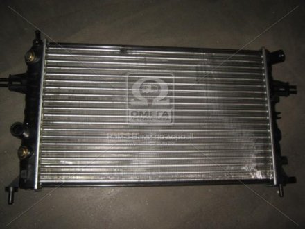 Радиатор, охлаждение двигателя Van Wezel 37002254