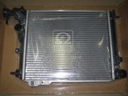 Радиатор охлаждения двигателя - (253101C206 / 253101C200) Van Wezel 82002099 (фото 1)